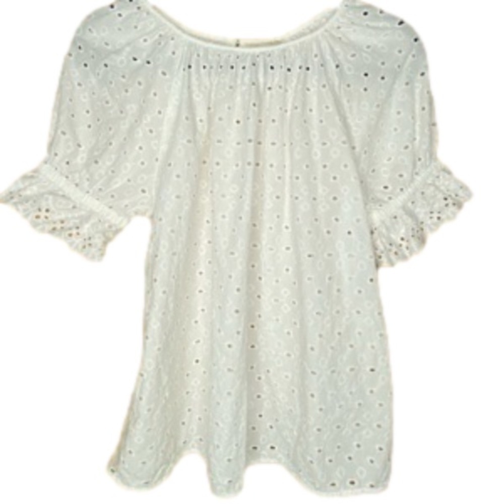 Eyelet lace white shirt. Universal Threads, size XS